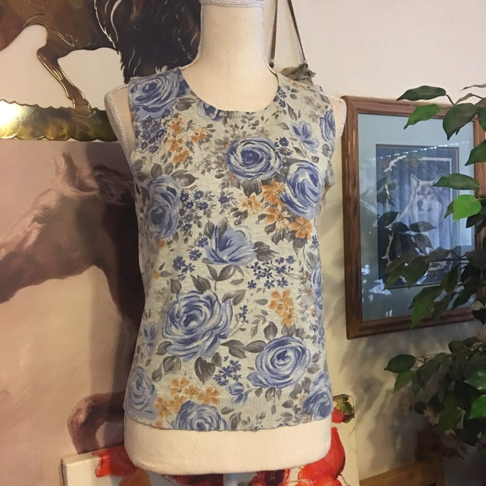 August Silk Knits pull on floral print tank M